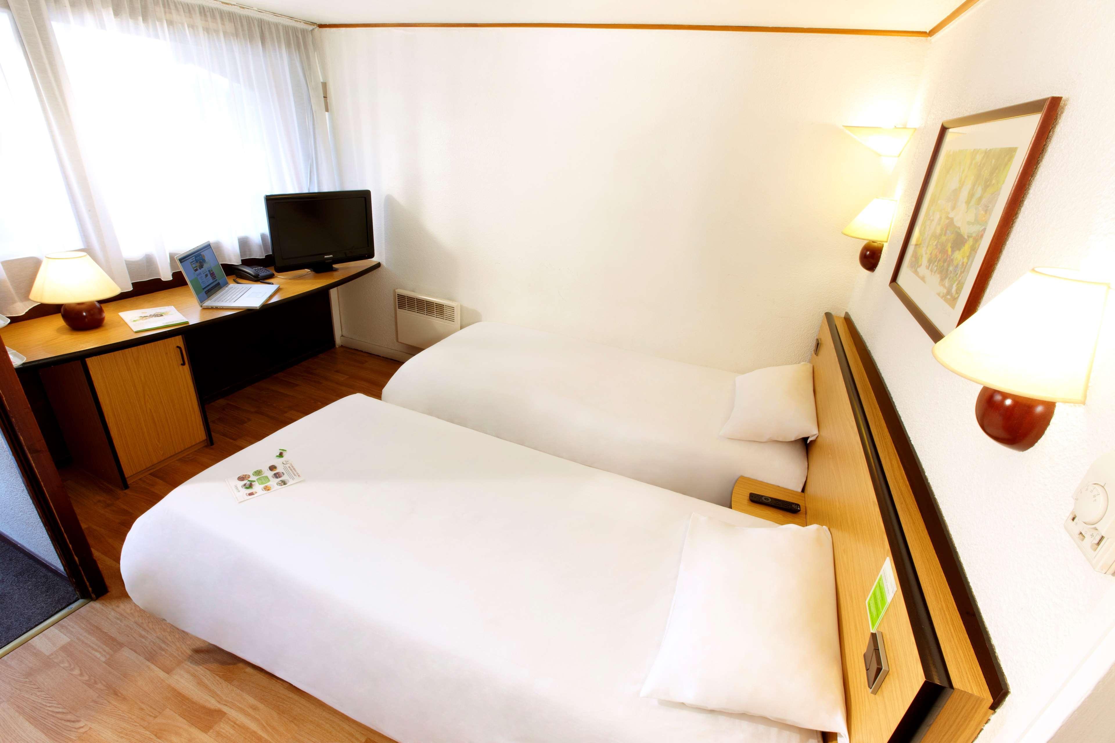 Campanile Saint-Avold Hotel Ngoại thất bức ảnh